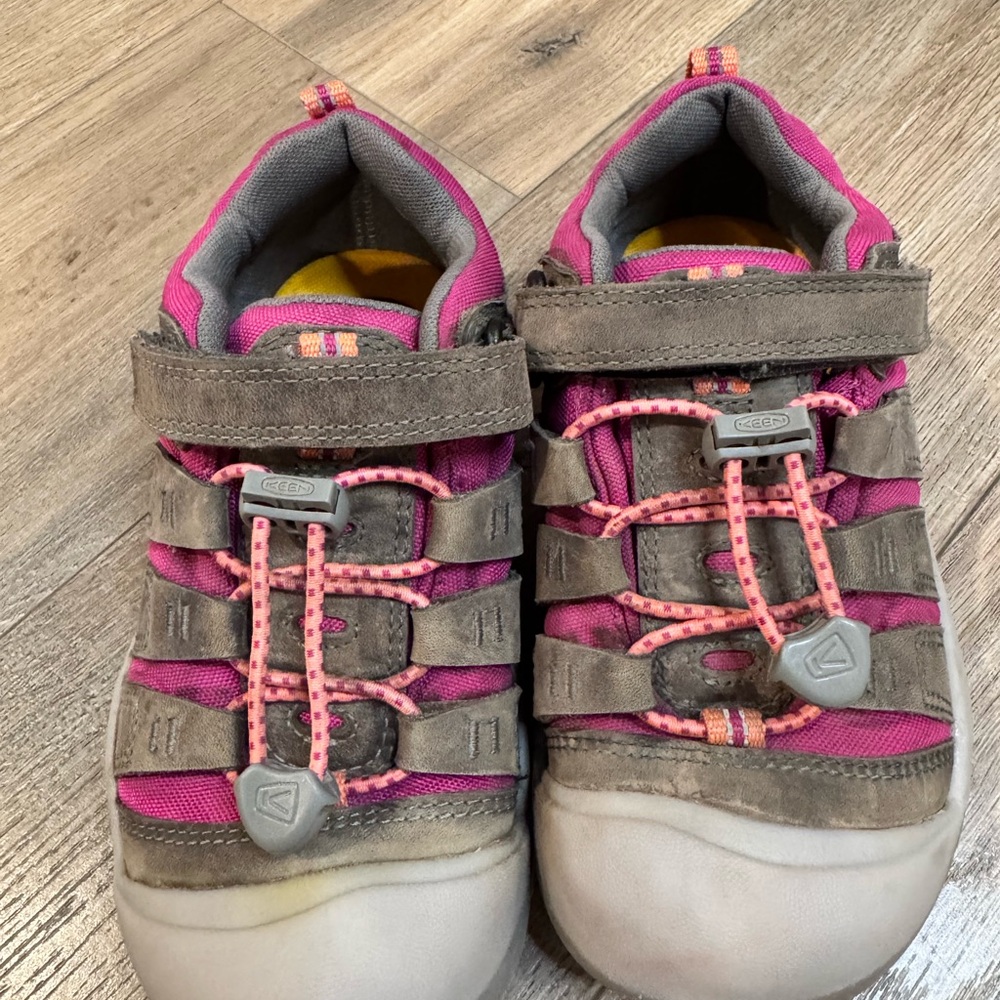 Keen Pink and Gray Sneakers with Velcro Straps - Picture 8 of 10